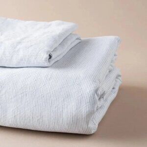 Magnolia, White Stripe Linen Cotton, Duvet Cover, Full/Queen (NWT)